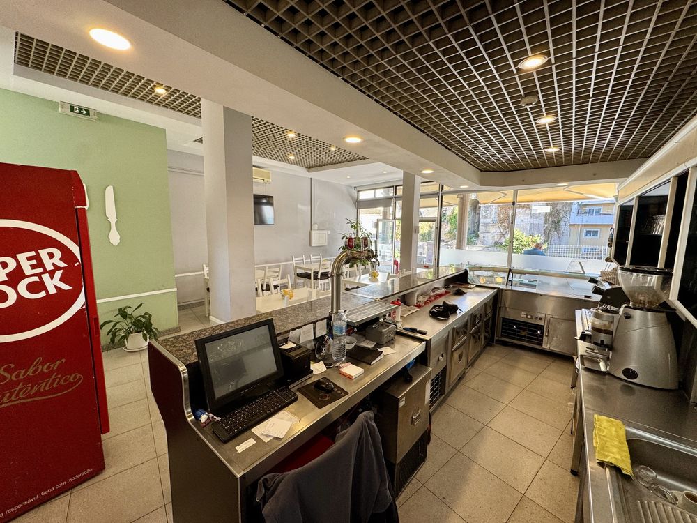 OPORTUNIDADE DE NEGÓCIO – Trespasse de Café - Restaurante