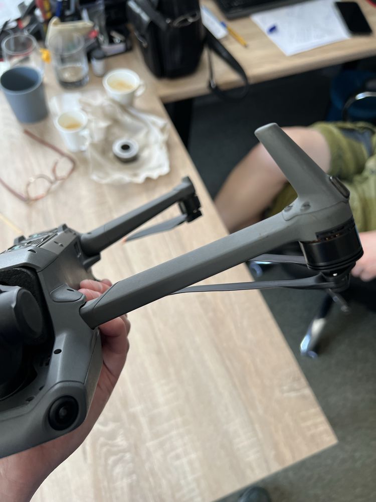 Dji mavic 3t.  Мавік 3т