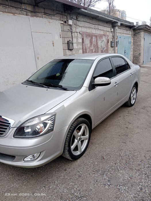 Geely SL 2013 год 1,8 с Гбо