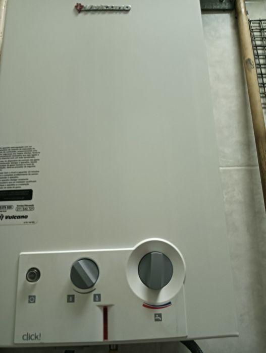 Vendo esquentador Vulcano 11L Gás de Botija a pilhas