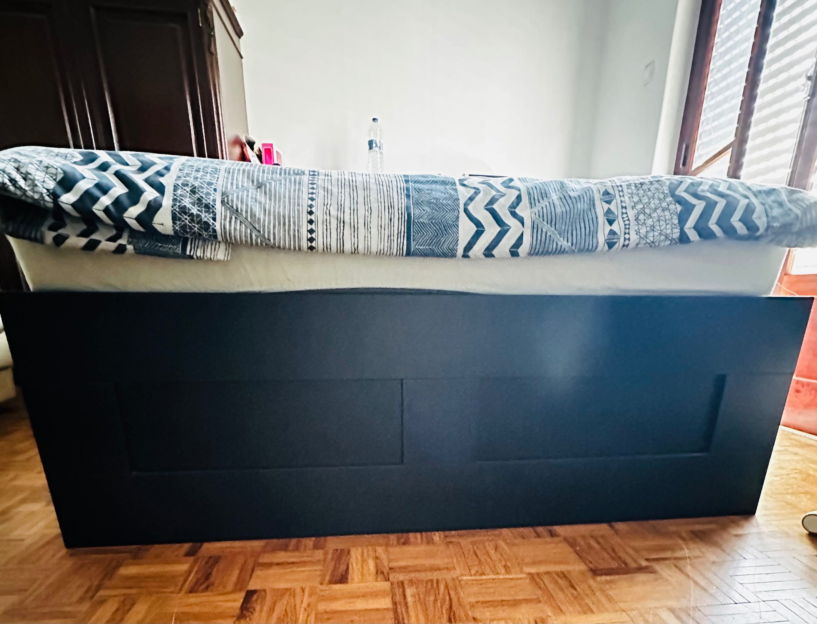 Cama Completa + cômoda + Kallax