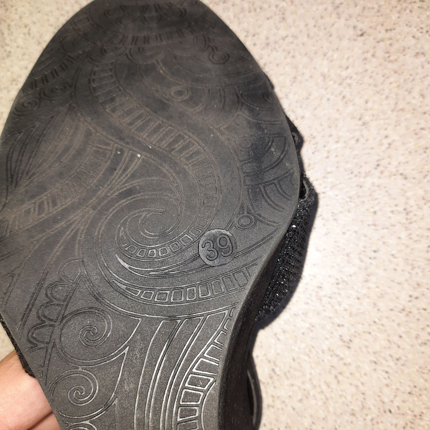 Sandałki letnie damskie czarne_NOWE_Deichmann_r.39_25,5 cm koturn