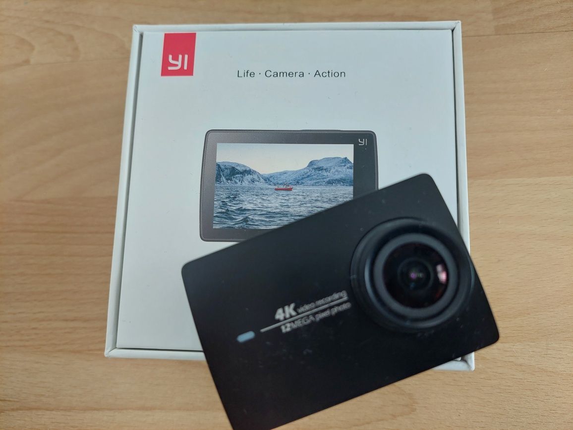 Kamera Xiaomi YI 4K Xiaoyi YI 4K
