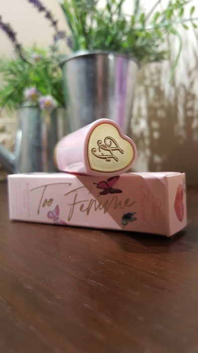 TOO FACED Too Femme 02 Heart Core Lipstick Pomadka