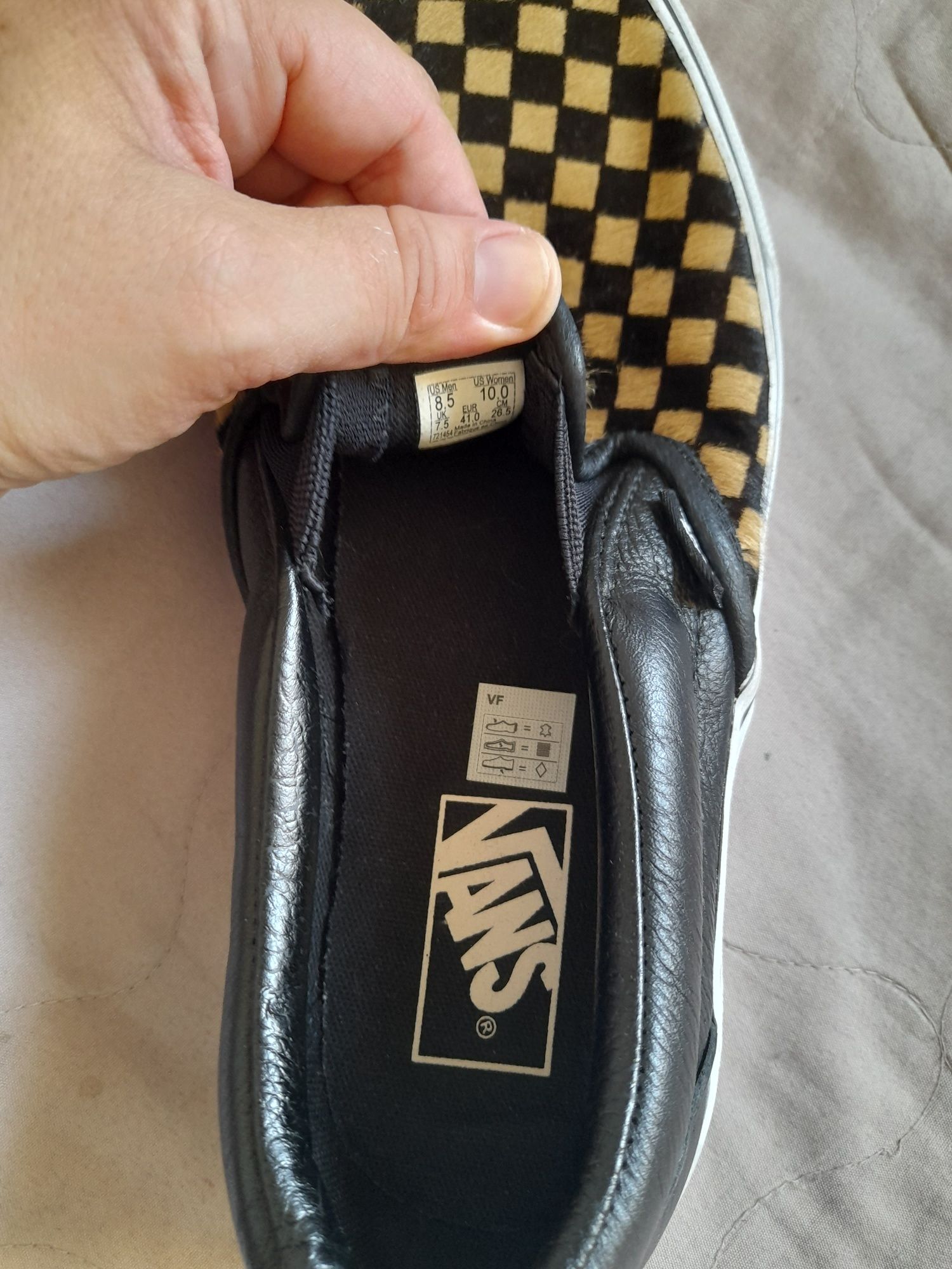 Vans  of  the  Wall  slip on