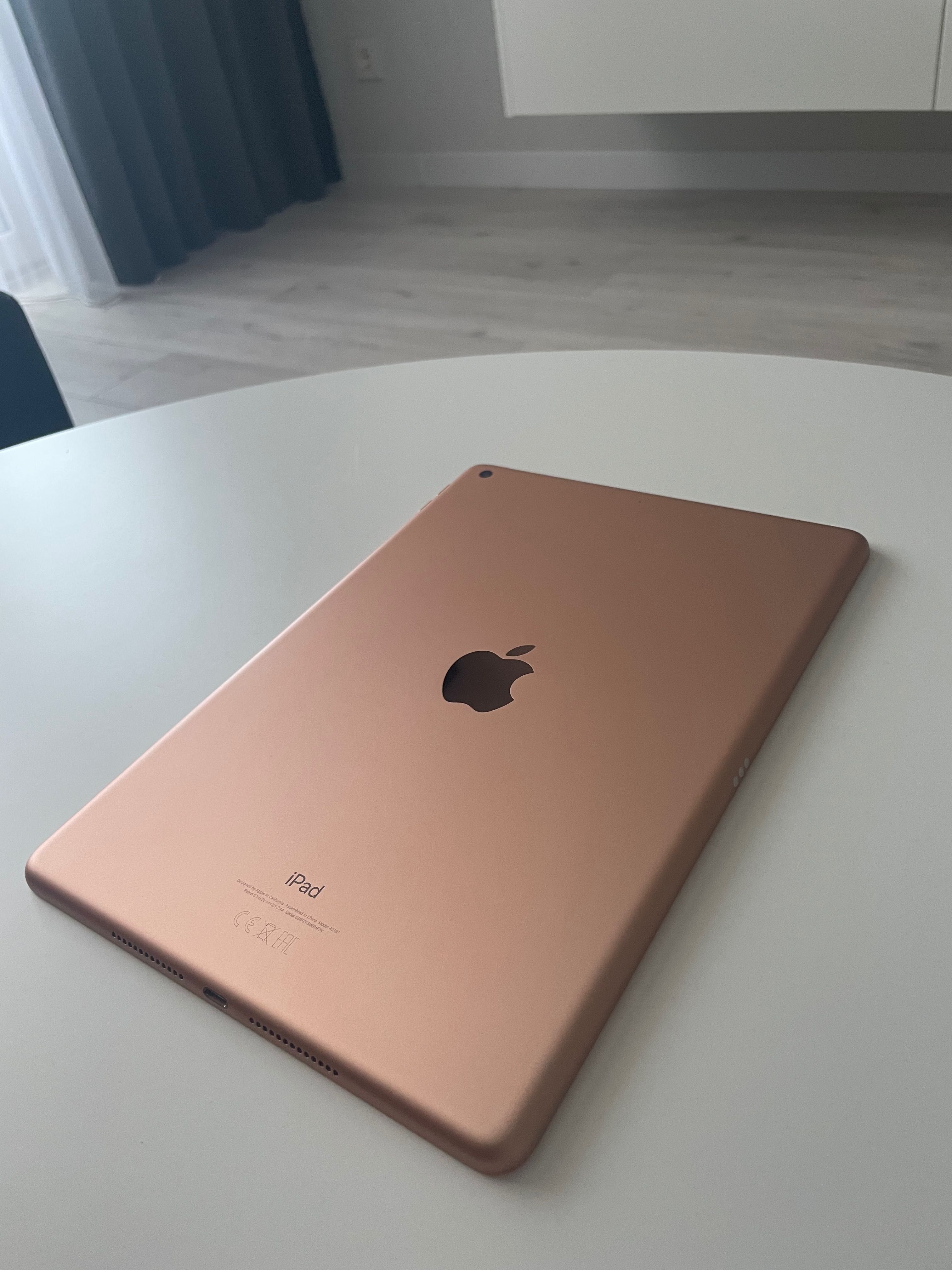 Планшет Apple iPad 10.2" (7 Gen) 128GB Wi-Fi A2197 2019