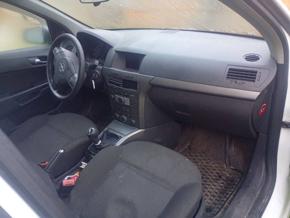 Opel astra 1.8tdci