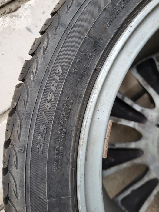 Opony zimowe 225/45R17 Dębica Frigo 21r