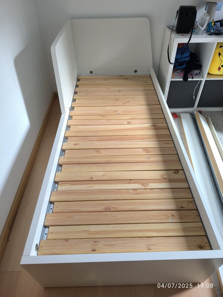 Cama ikea Flekke (solteiro/casal)