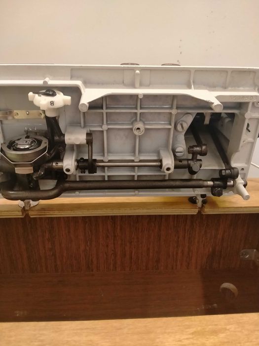 Продам швейные машинки семейства "Чайка"