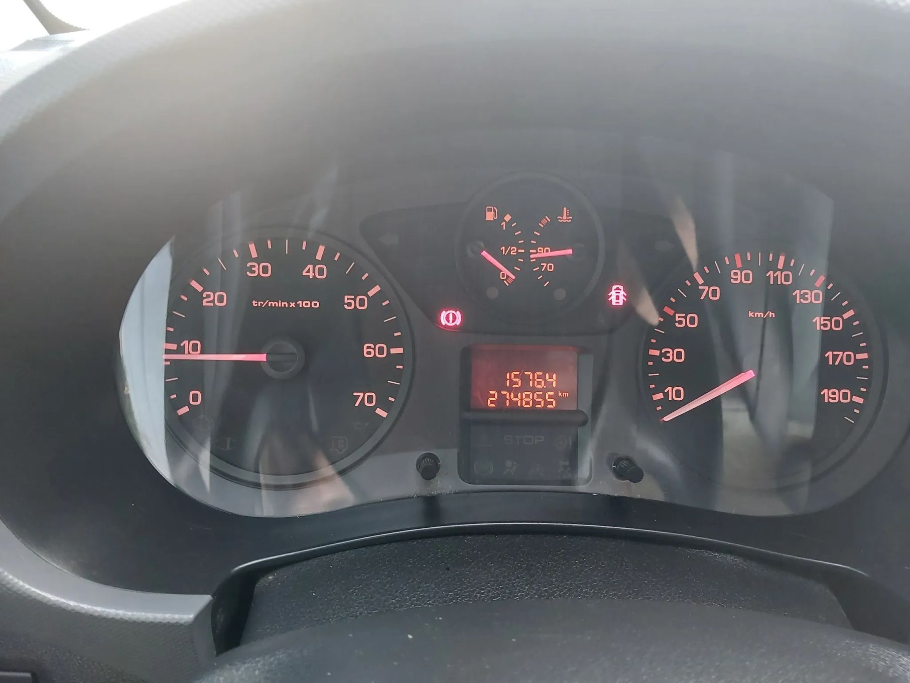 Peugeot Partner 1,6 HDI  Berlingo Kontener