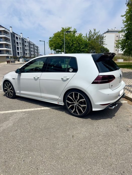 Volkswagen Golf 7R