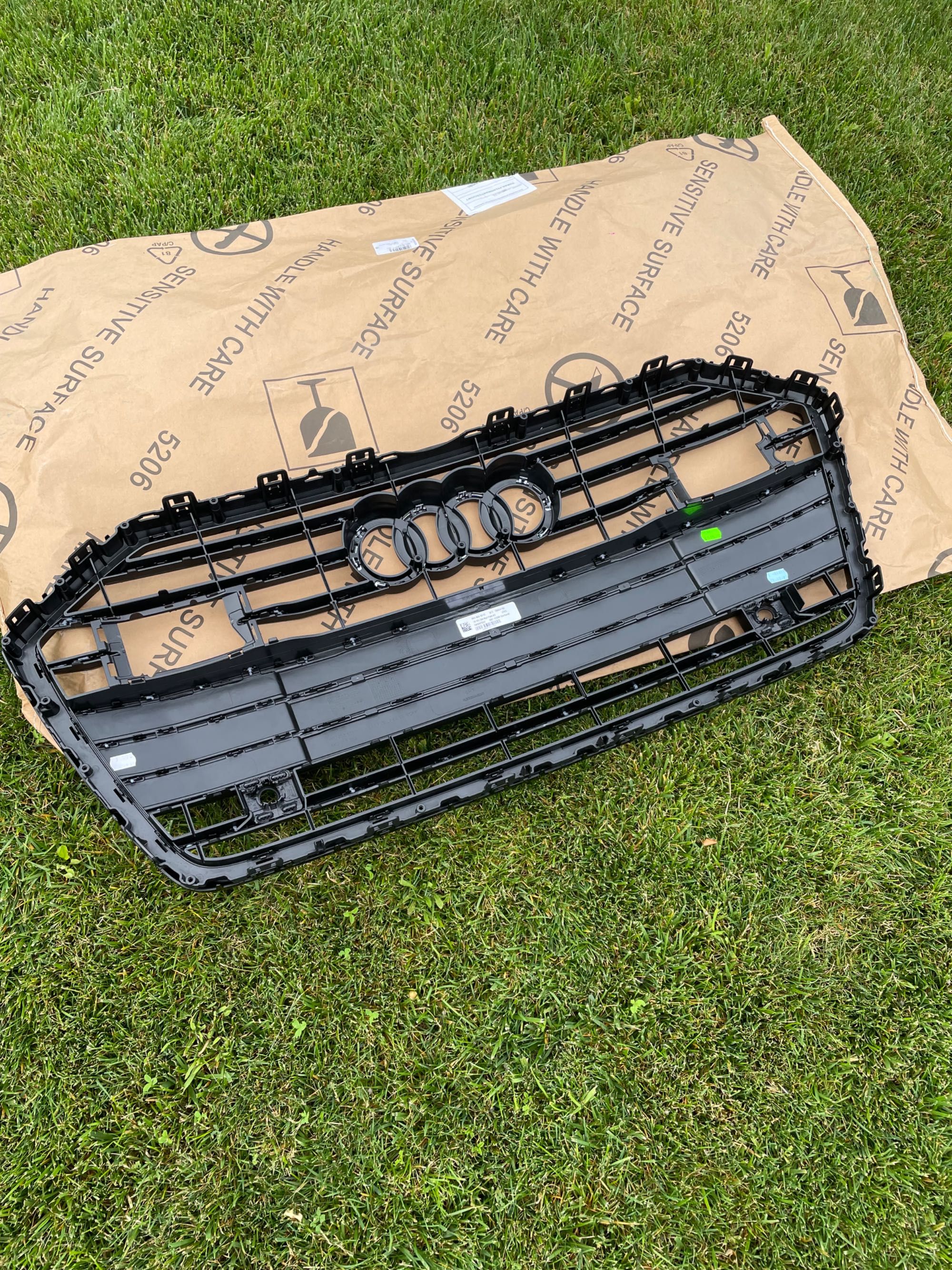 Grill Audi A6 C8