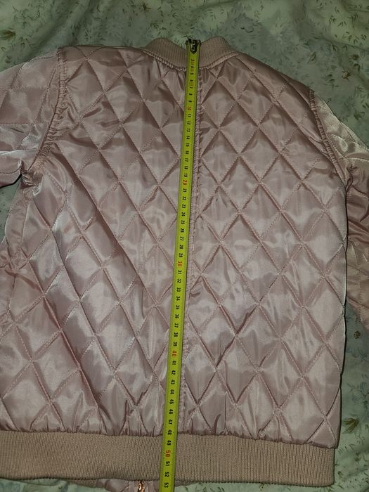 Красивая курточка и пальто для девочки 11-12 лет.