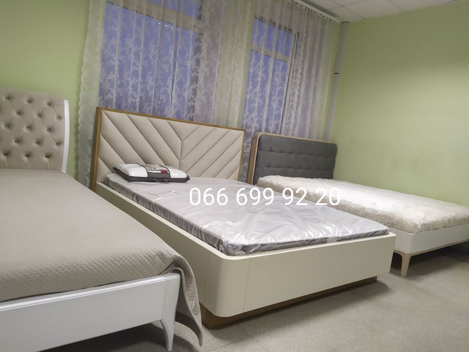 Ліжко "Стефанія" з ясена з підйомним механізмом