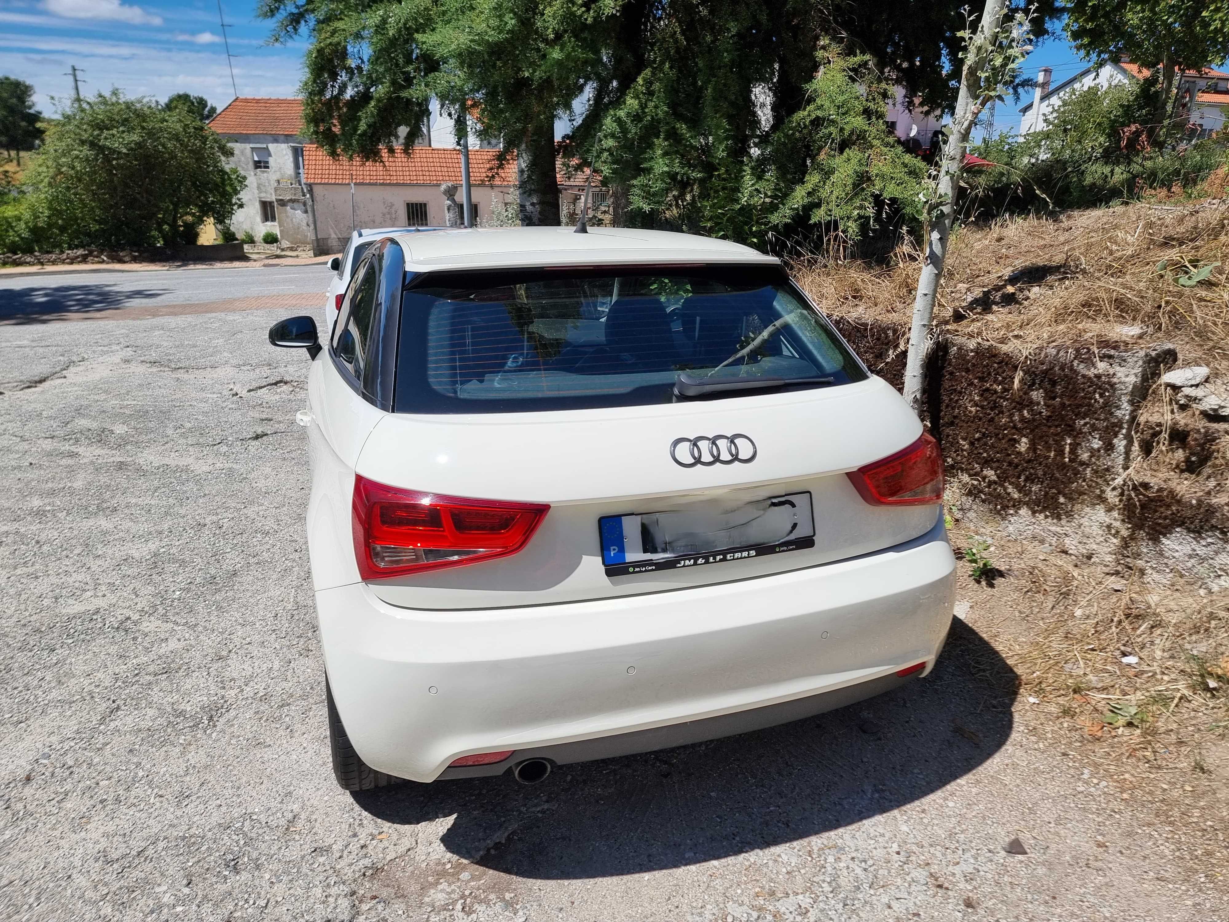 Audi A1 1.6 TDI S LINE