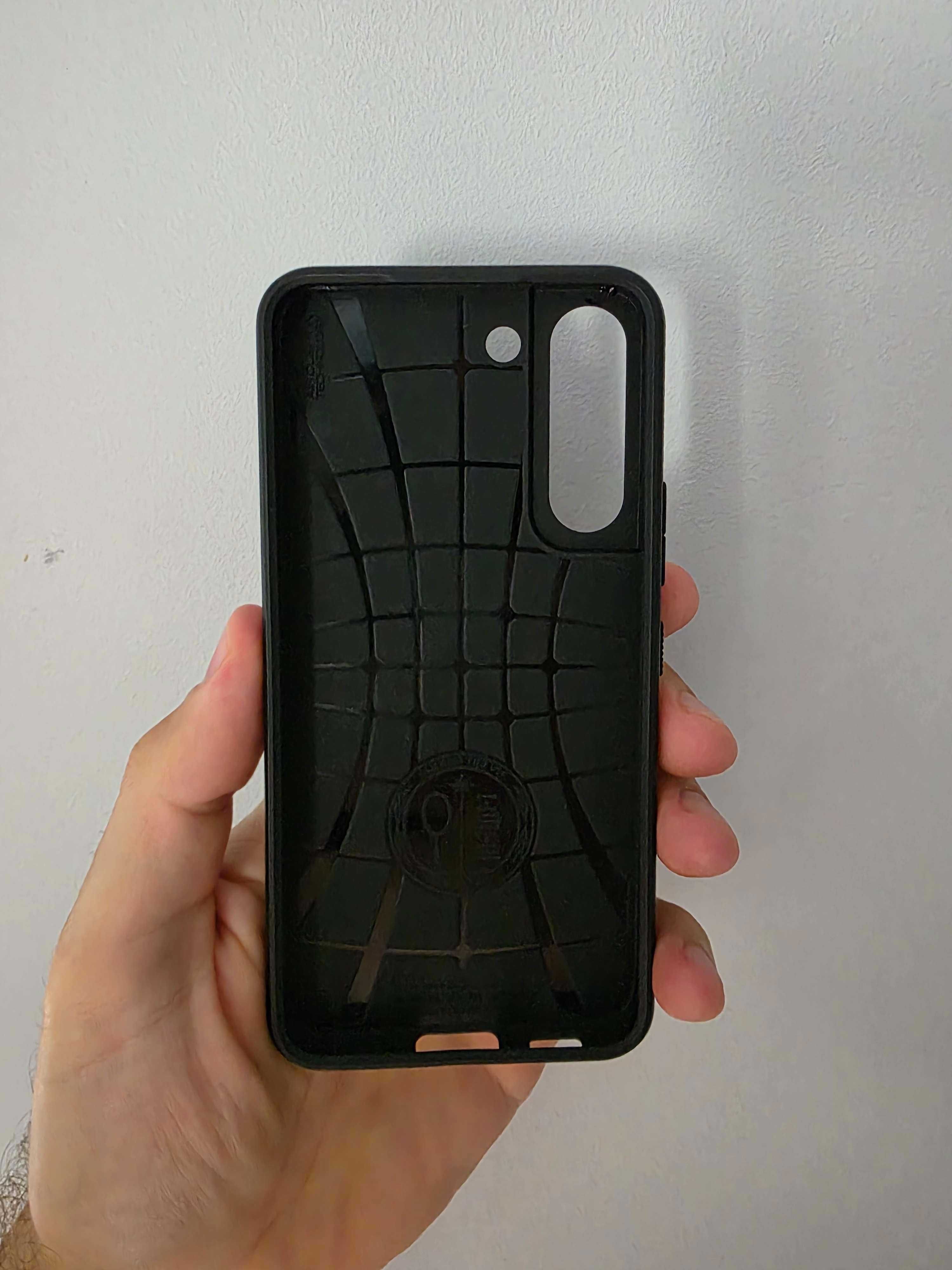 Samsung Galaxy S22 + obudowa