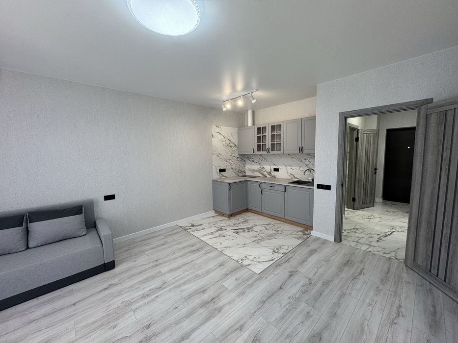 Продаж нової  1 кім квартири  Крона парк 2 , є оселя