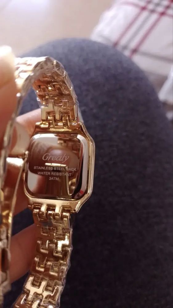 Годинник в стилі Kartier, золотий годинник,подарунок на день народженн