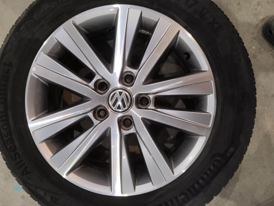 Oryginalne felgi VW 17" BEZ OPON