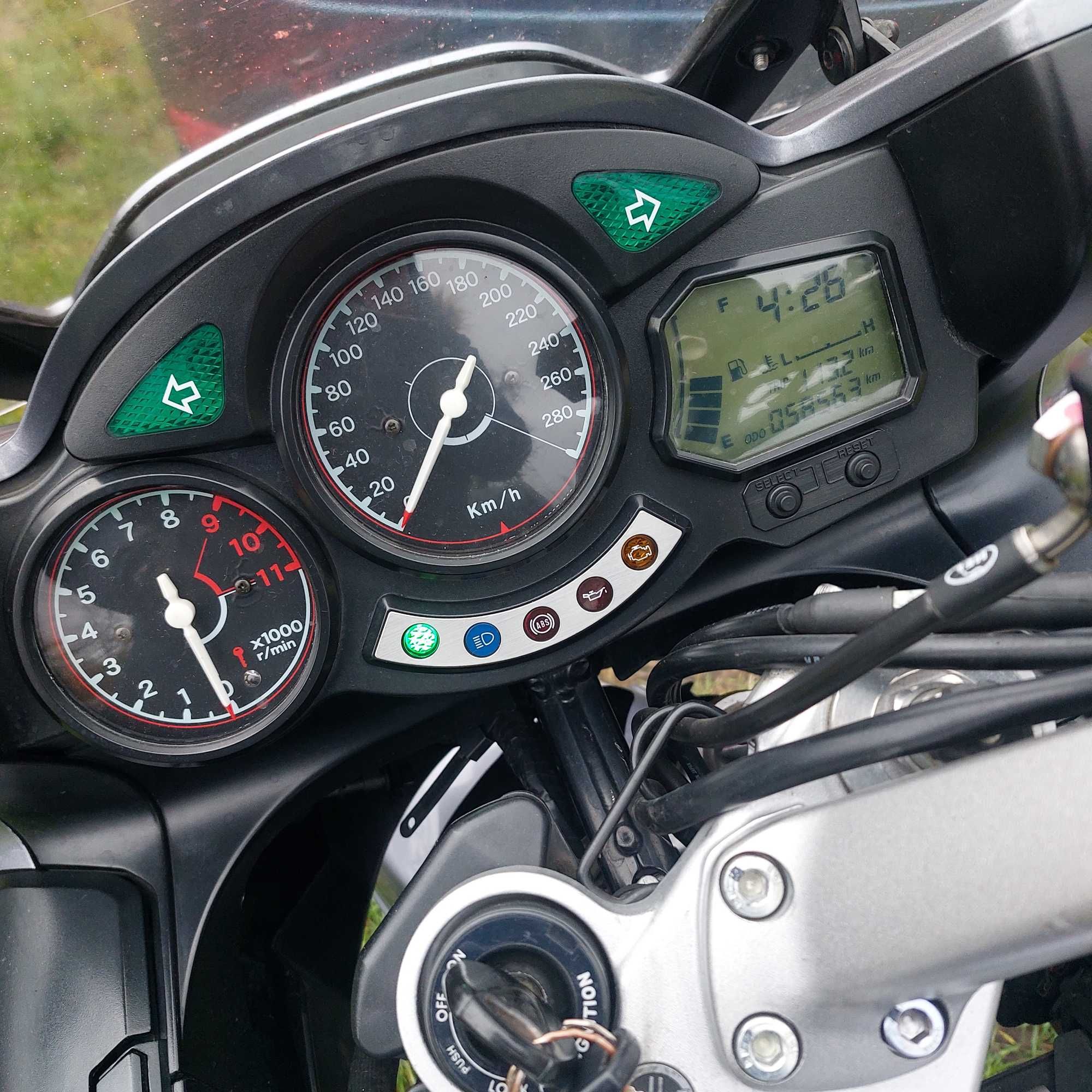 Yamaha FJR 1300 igła