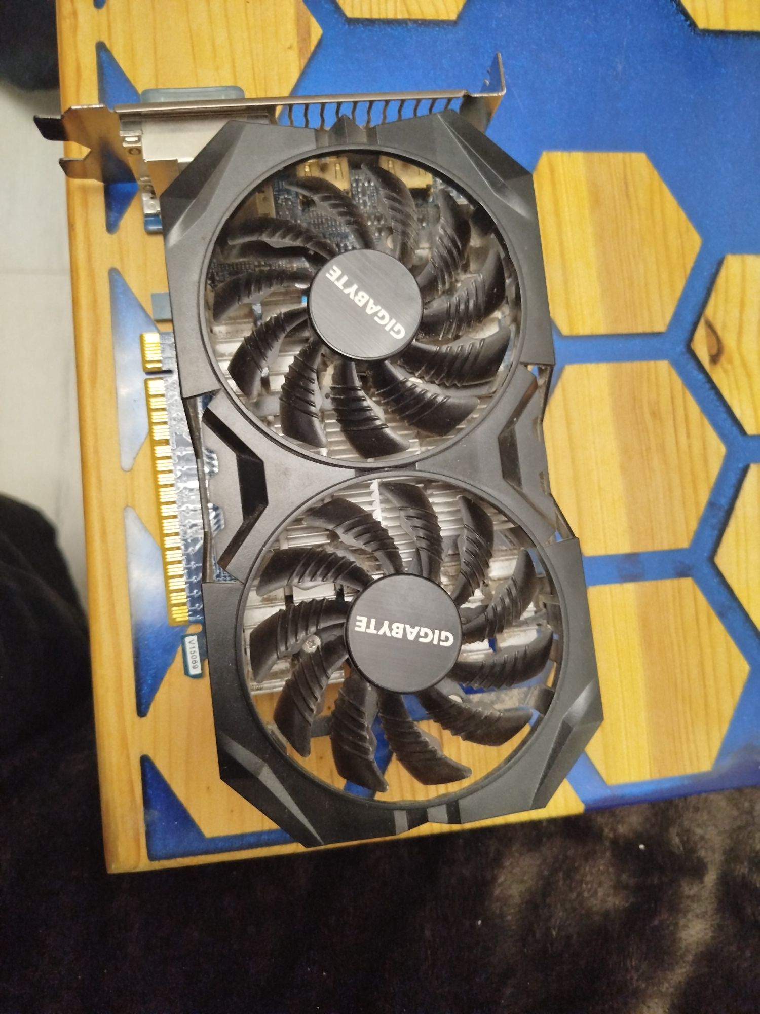 Відеокарта Gigabyte GTX 750Ti 2GB (GV-N75TOC2-2GI)