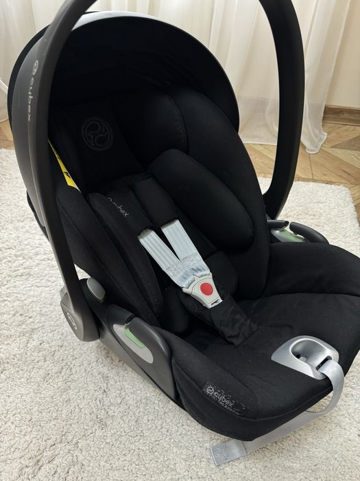 Автокрісло Cybex cloud t