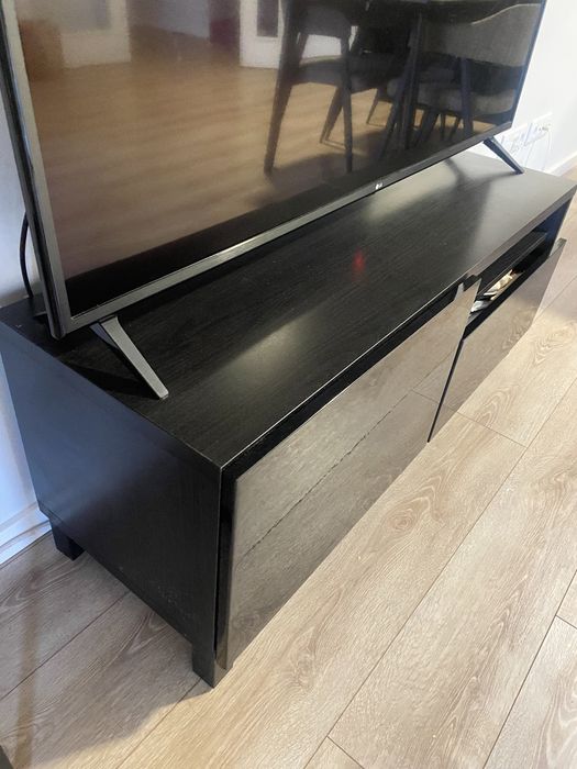 Movel TV Preto IKEA 120x42x48