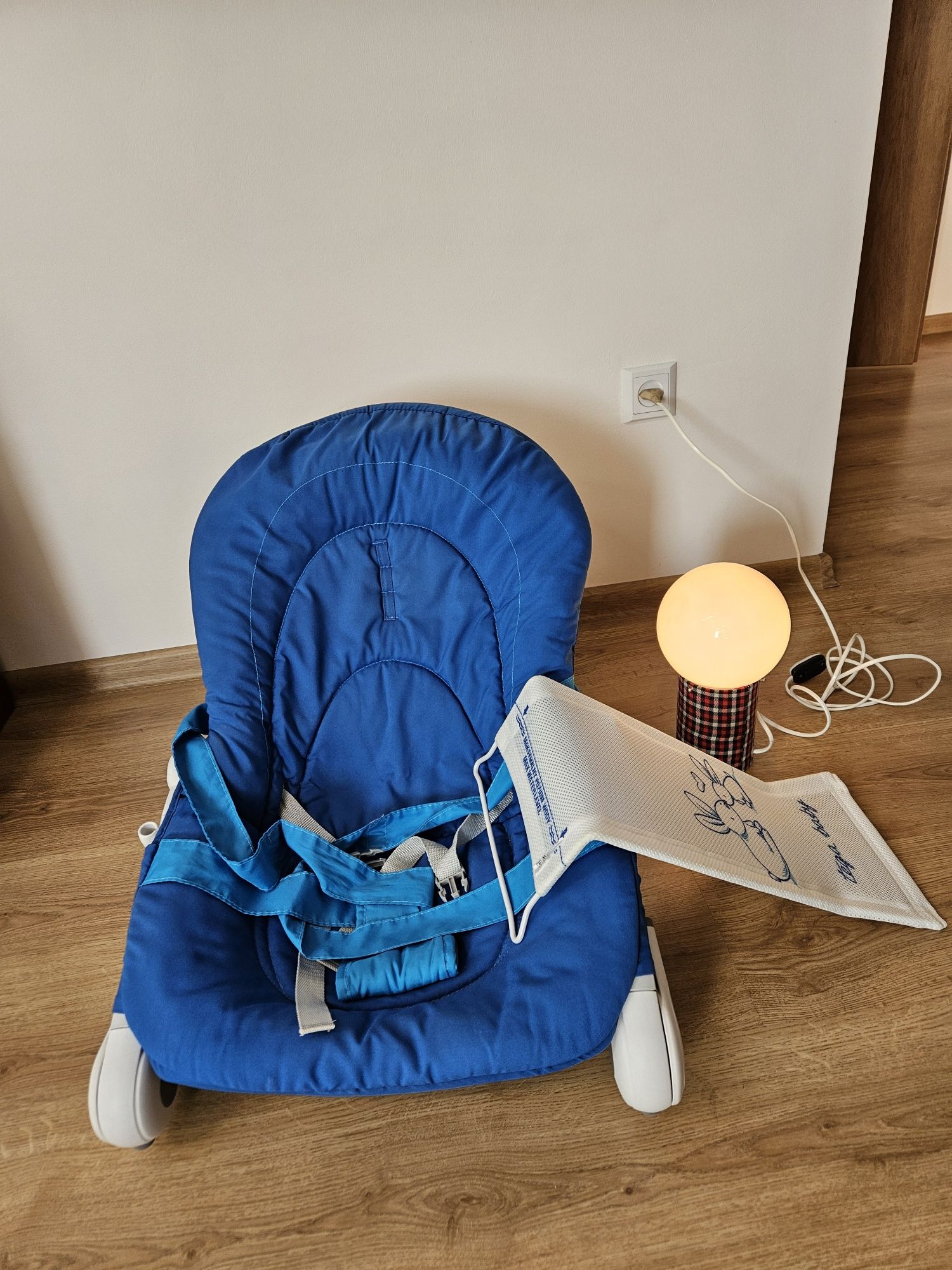 Bujak lampka leżaczek