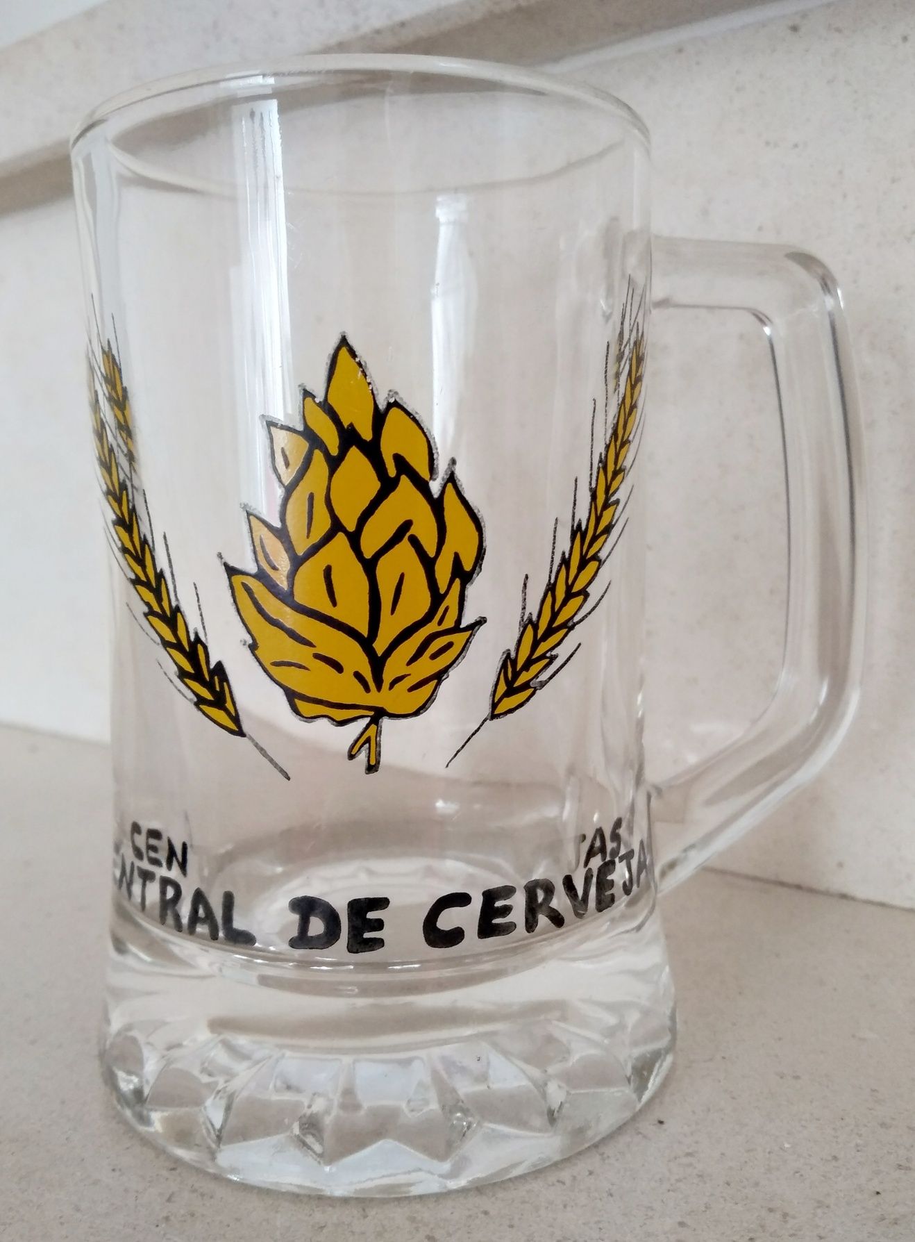 Caneca rara de vidro da Central de Cervejas