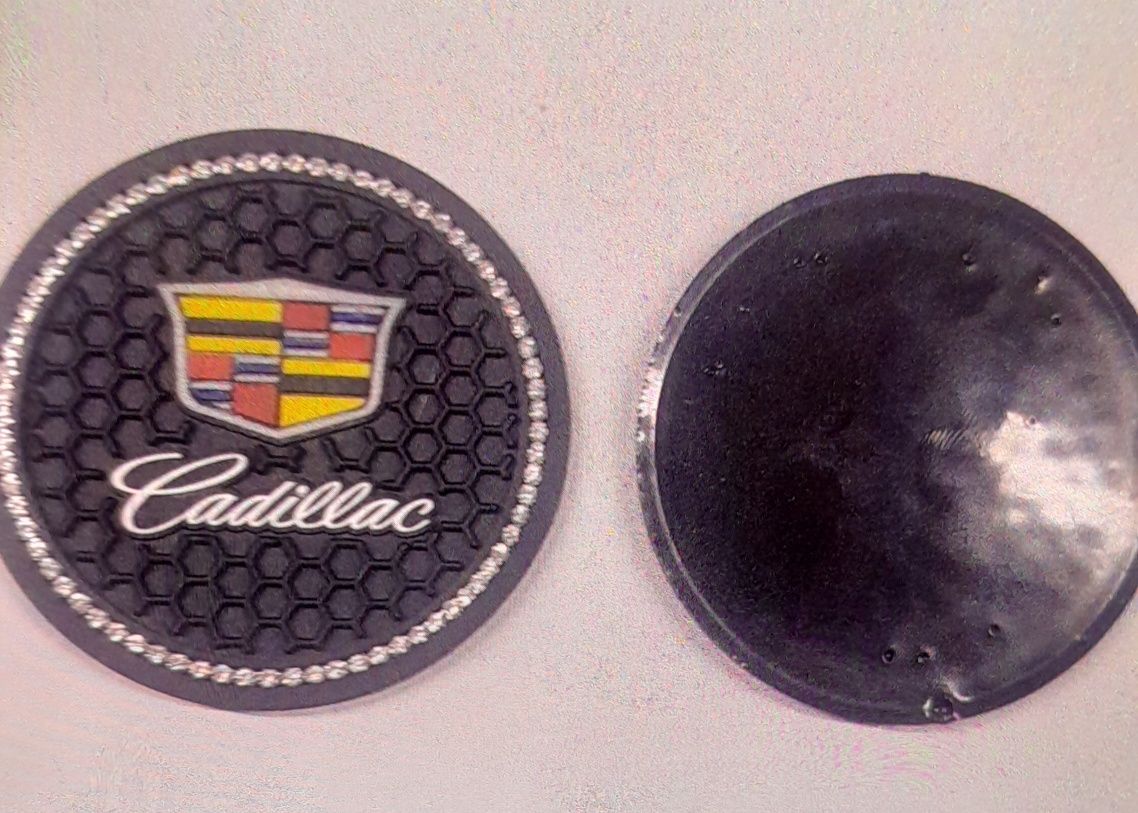 Вставки коврики в подстаканник CADILLAC