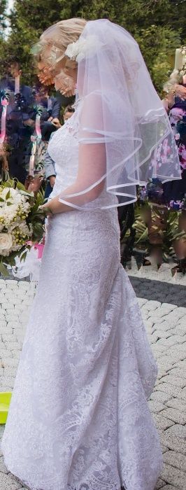Suknia ślubna koronkowa Oryginalna syrenka z trenem