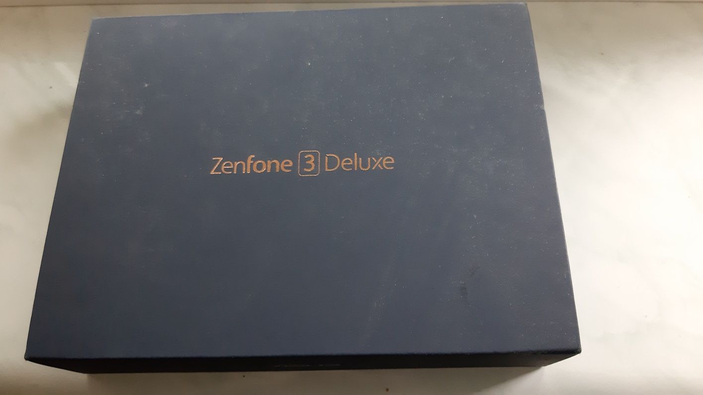 Телефон Asus zenfone 3 deluxe