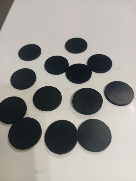 Podkładki gumowe fi 20