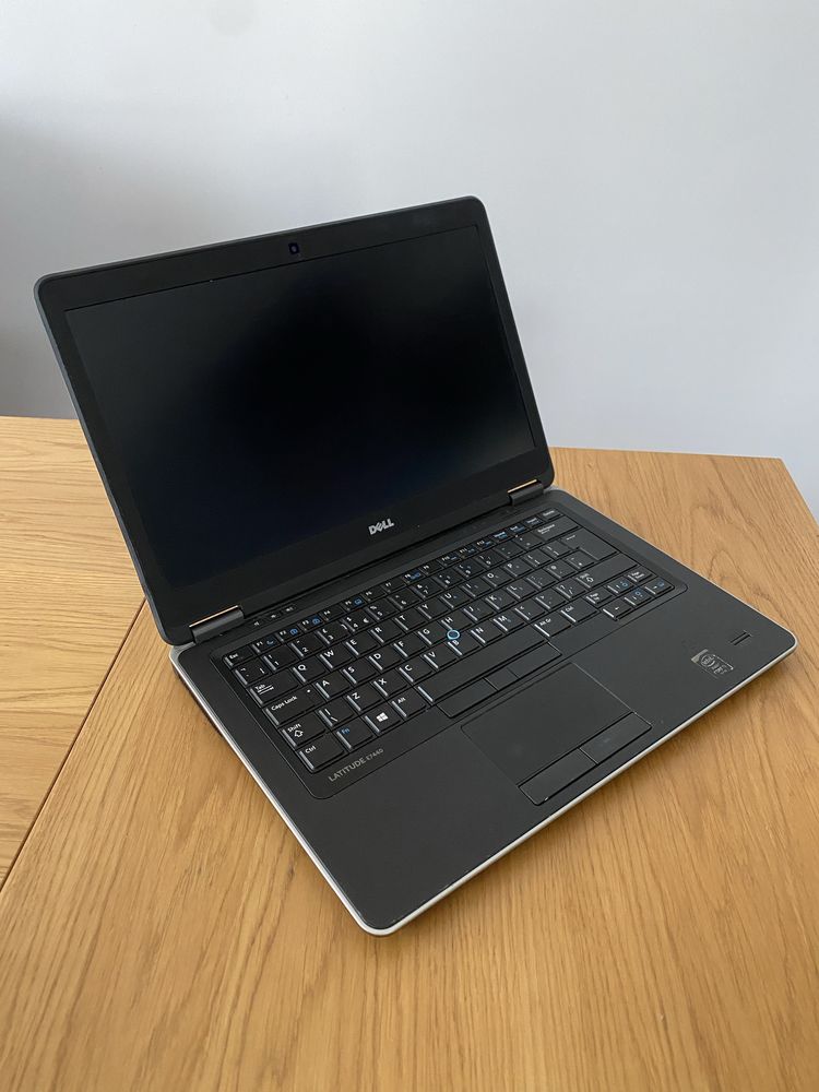 Laptop Dell 14” 8GB 128GB