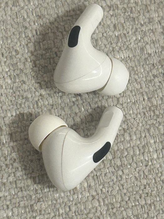 ORYGINALNE Słuchawki dokanałowe APPLE AirPods Pro ANC