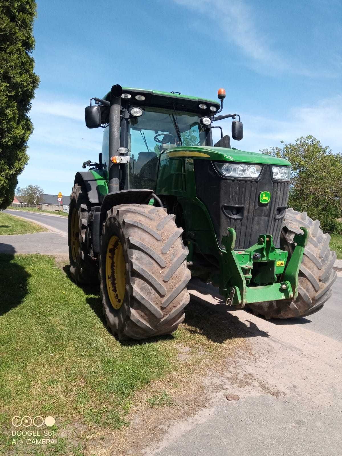 John deere 7230R