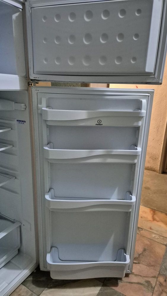 Frigorifico Indesit Classe A- Impecavel