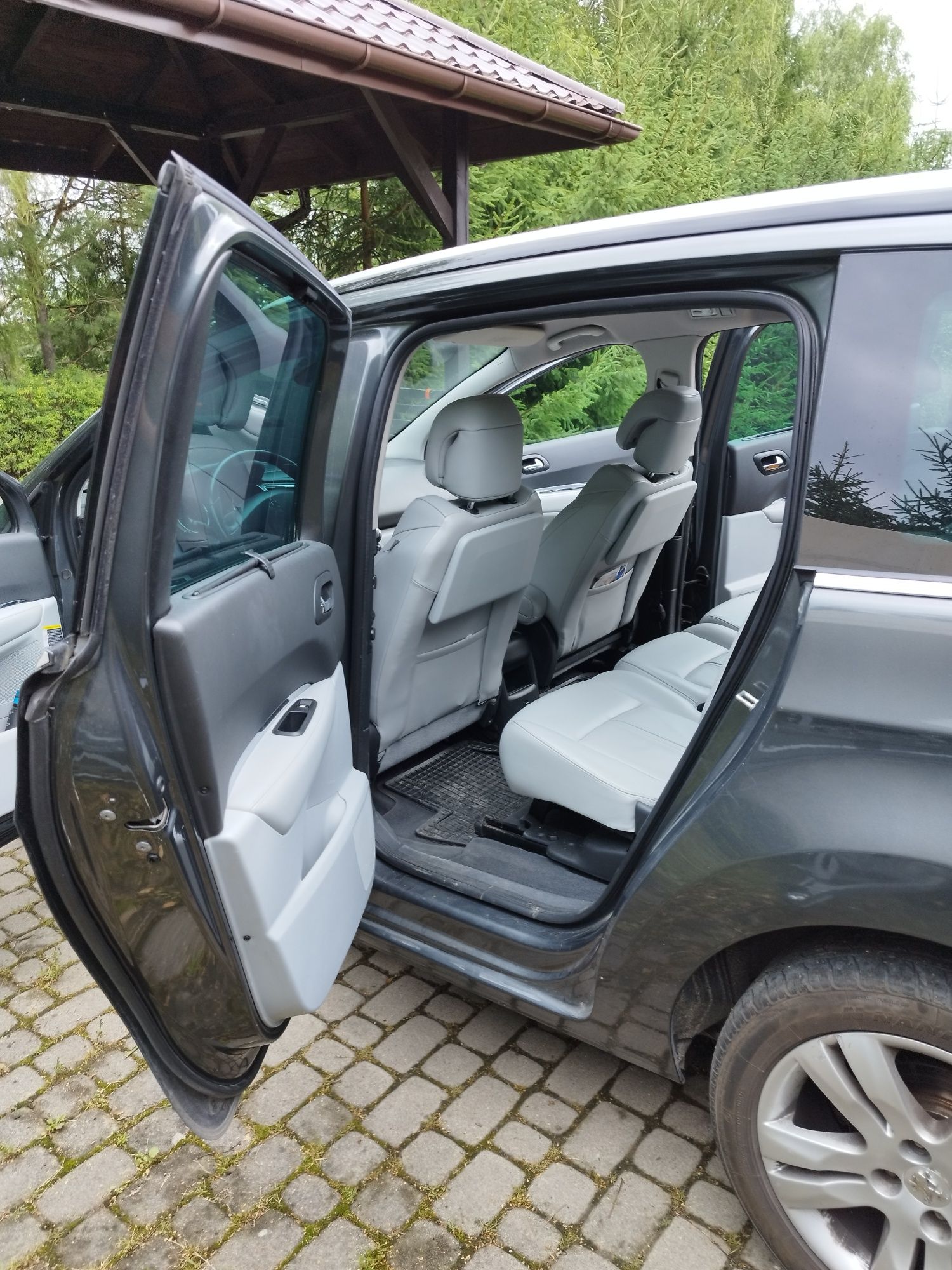 Peugeot 5008, 2.0 HDI, rok 2010. Okolice Rzeszowa Podkarpacie.