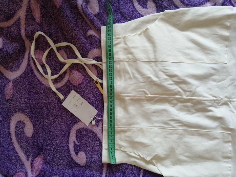 Спідниця карандаш білого кольору