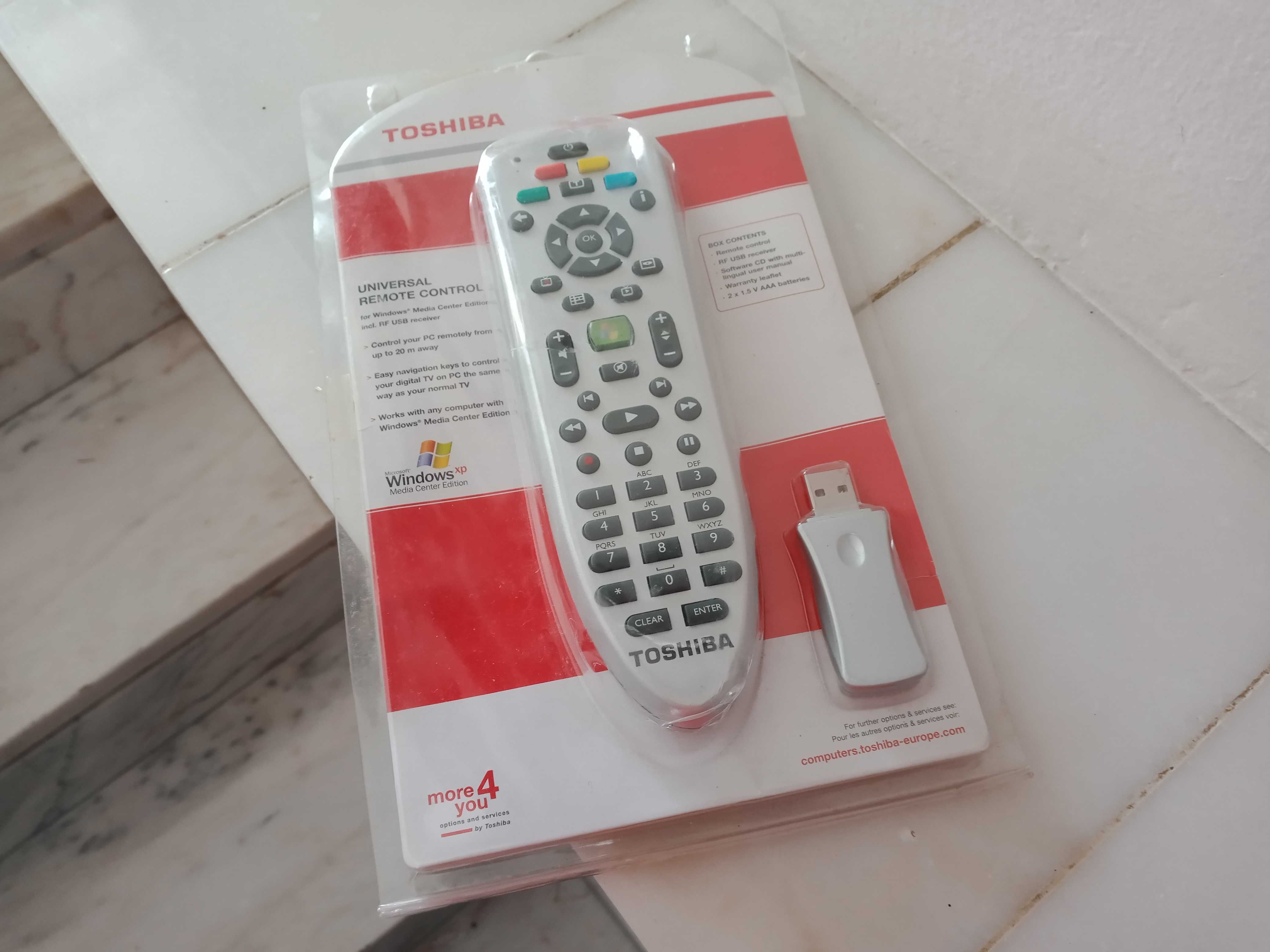 Comando Universal Toshiba (com USB)