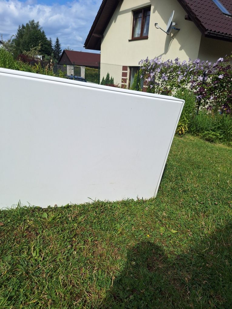 Nowy grzejnik 90×60 z płytą ozdobną