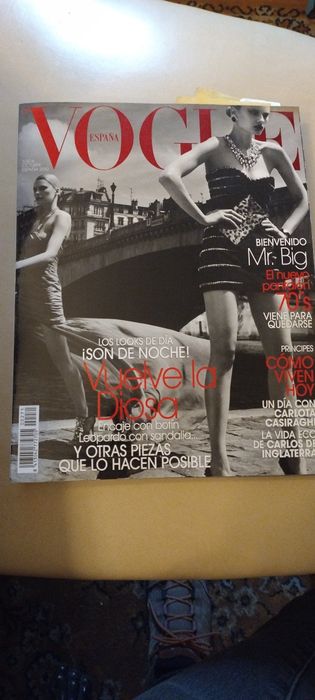 Vogue España 10/2010