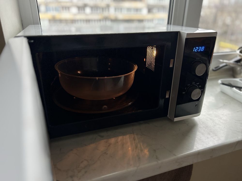 Микроволновая печь Samsung MS23K3614AW