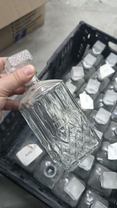 Продам склянки та графіни