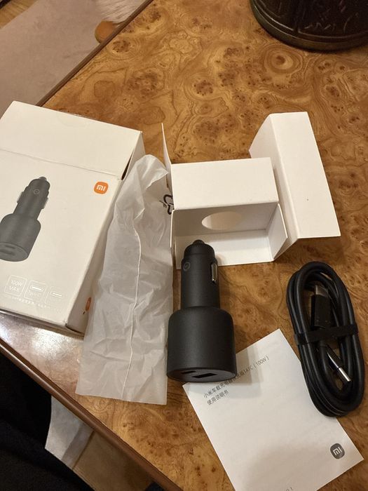 Автомобільне зарядне для телефонів, Xiaomi 100w.