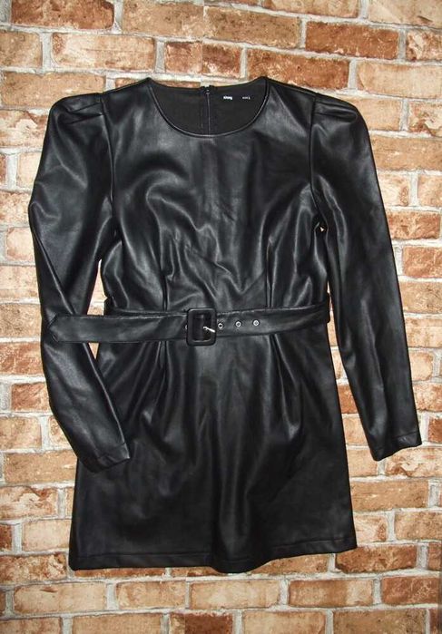 стильное кожаное платье