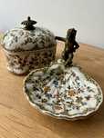 Zestaw Porcelana z brązem Szkatułka i Paterka styl barokowy Francja