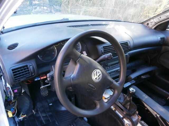 vw passat B5 FL deska rozdzielcza konsola ładna