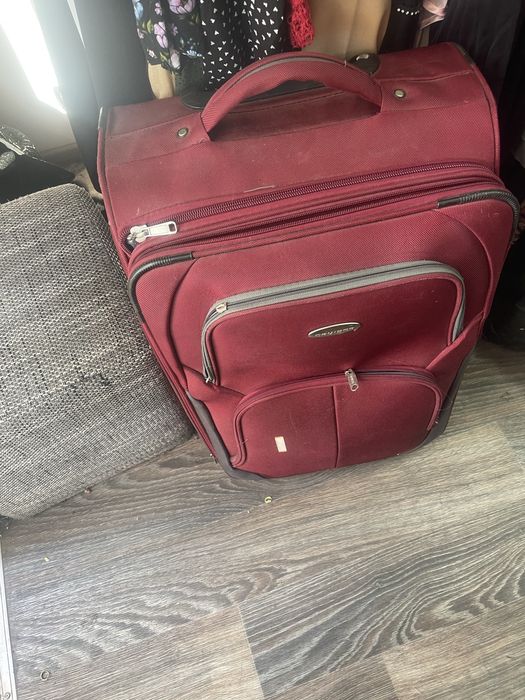 Чемодан б/у,чемодан